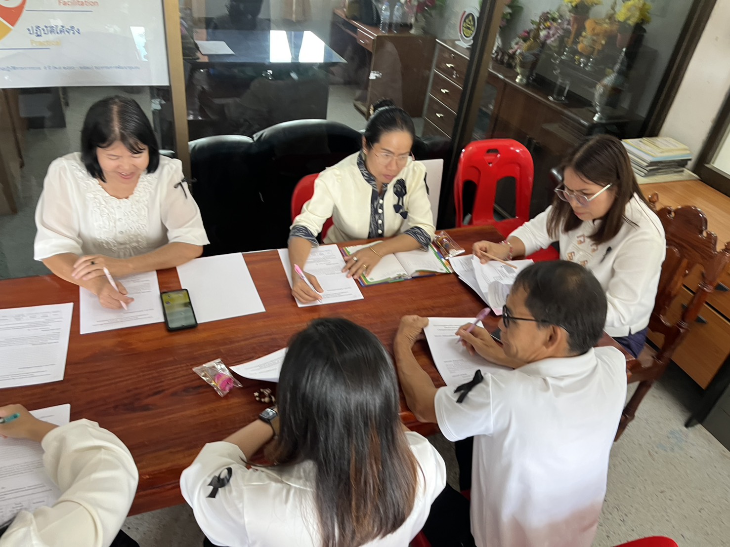 พช.กระนวน : ประชุมสำนักงานพัฒนาชุมชนอำเภอกระนวน ประจำเดือนครั้งที่ 10/2568
