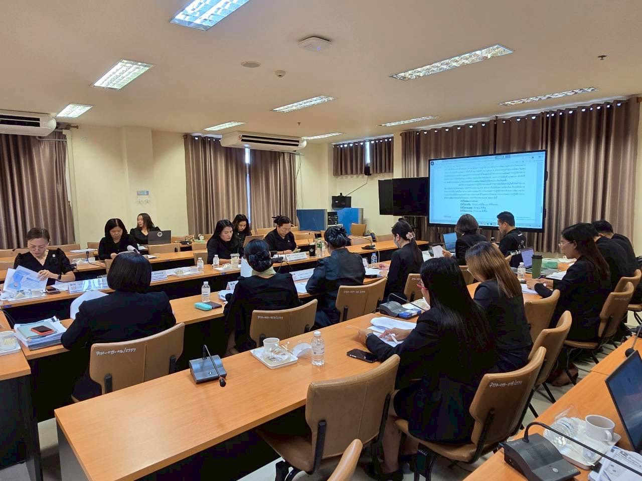 พช.กระนวน : ร่วมประชุมคณะทำงานกลั่นกรองตัวชี้วัด และค่าเป้าหมายการประเมินผลการปฏิบัติราชการของข้าราชการสังกัดสำนักงานพัฒนาชุมชนจังหวัดขอนแก่น ครั้งที่ 1/2569