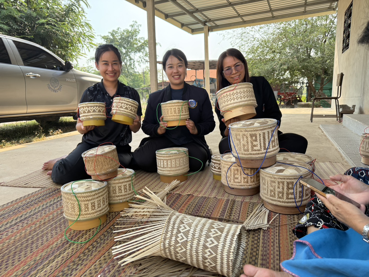 พช.กระนวน : ลงพื้นที่ติดตามและสนับสนุนกลุ่มอาชีพ กองทุนพัฒนาบทบาทสตรี บ้านแสนสุข หมู่ที่ 1 ตำบลห้วยโจด